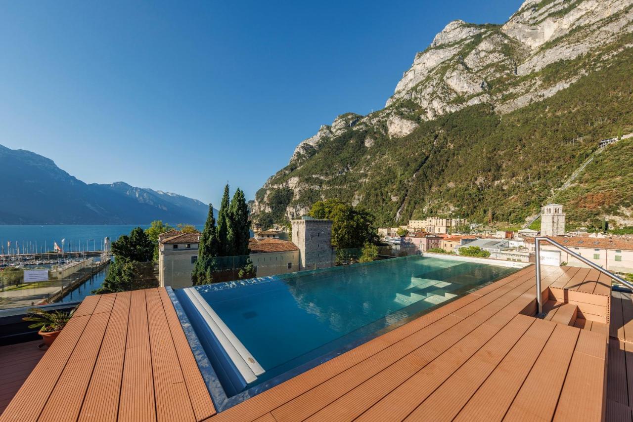 Grand Hotel Riva Esterno foto