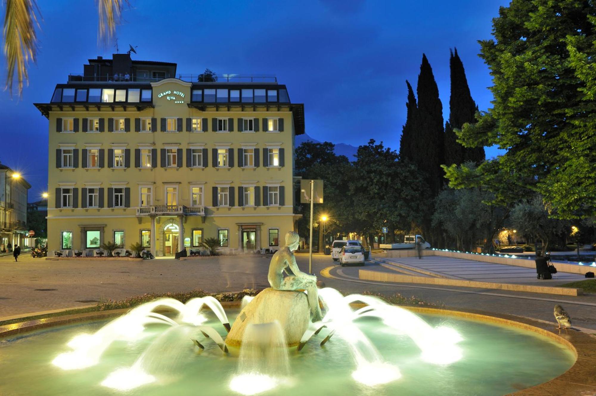 Grand Hotel Riva Esterno foto