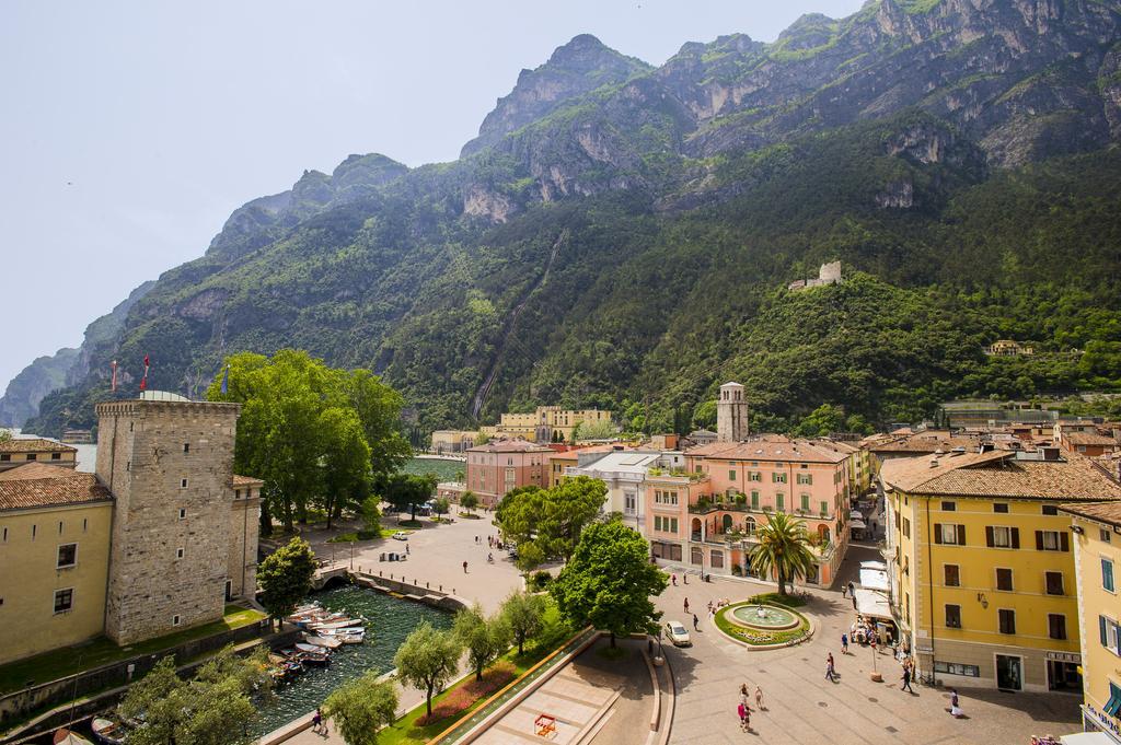 Grand Hotel Riva Esterno foto